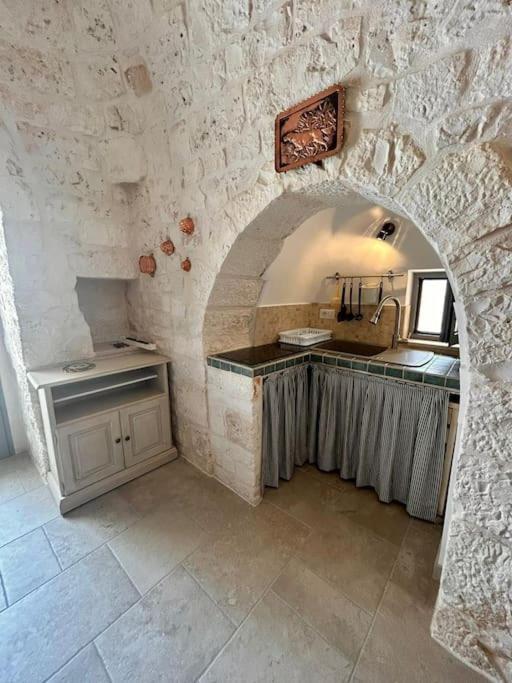 Апартаменты Iconico - Authentic Trulli Experience Чистернино Экстерьер фото