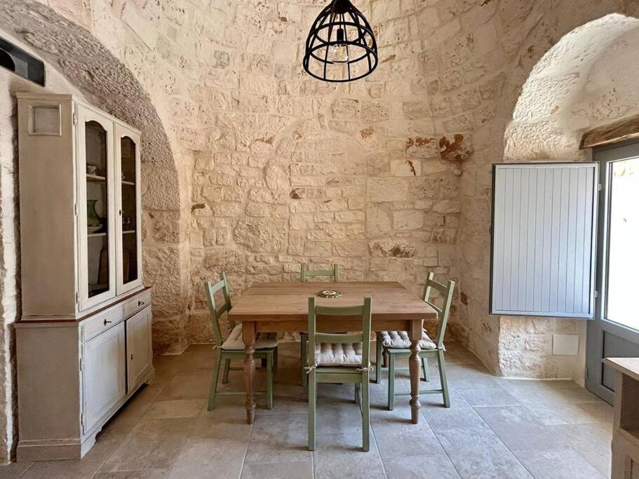 Апартаменты Iconico - Authentic Trulli Experience Чистернино Экстерьер фото